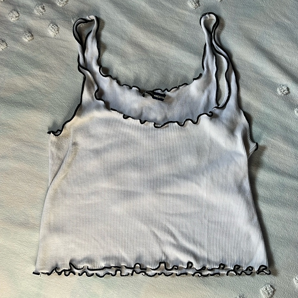 Brandy Melville white cropped tank with black lettuce trim